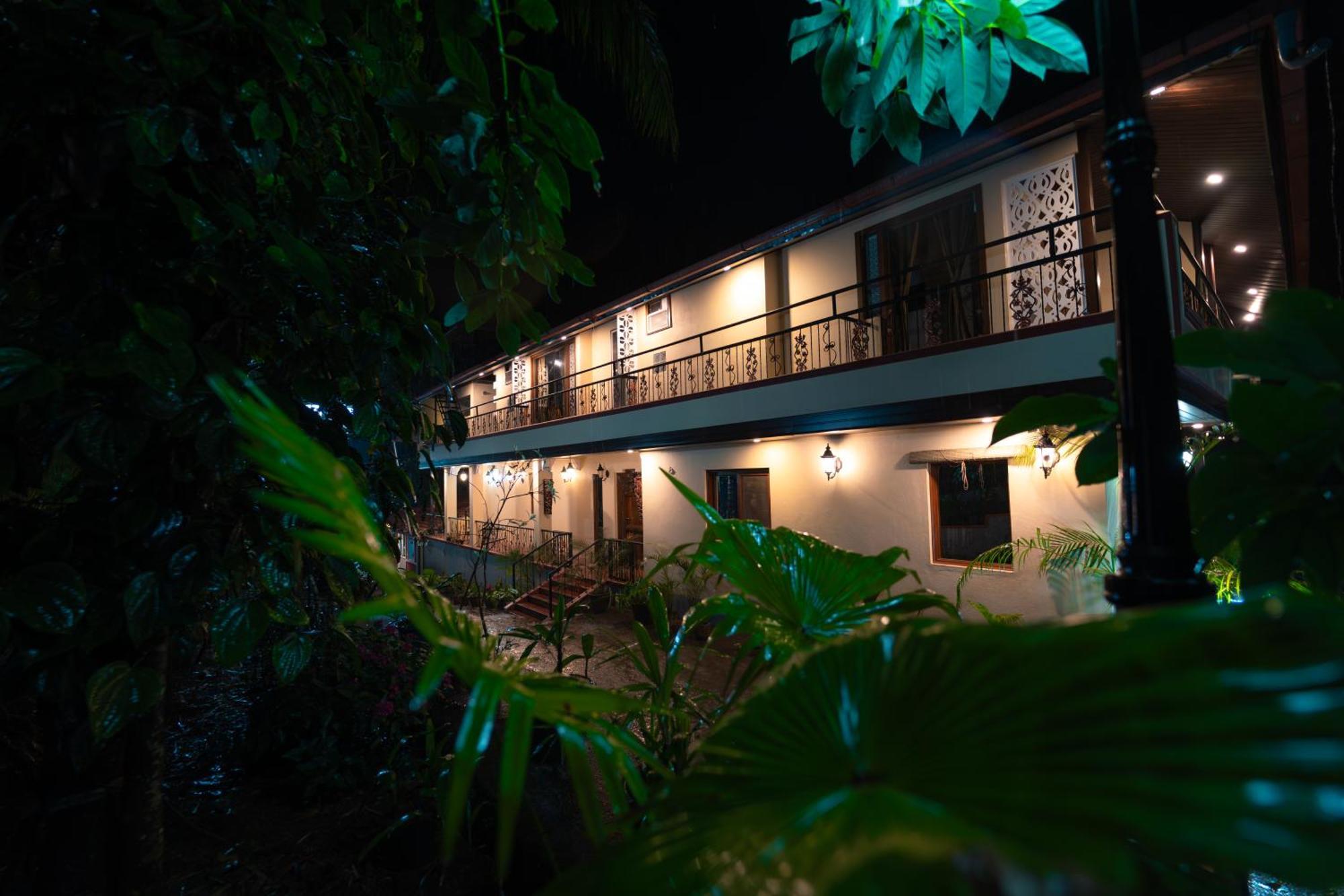 Kingmaker'S Plantation With River Stream Madikeri Εξωτερικό φωτογραφία