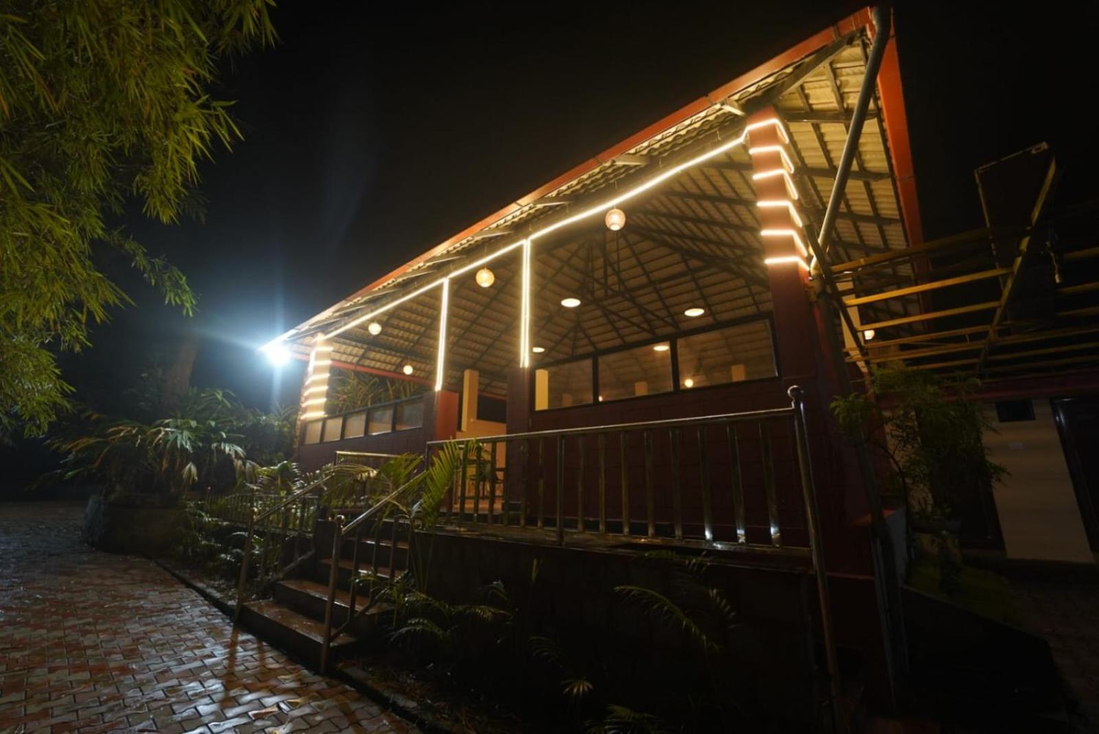 Kingmaker'S Plantation With River Stream Madikeri Εξωτερικό φωτογραφία